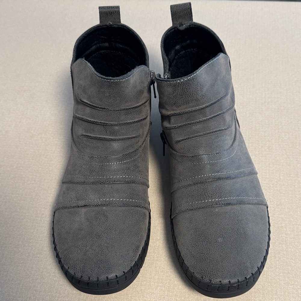 Easy Street Dublin Shoes